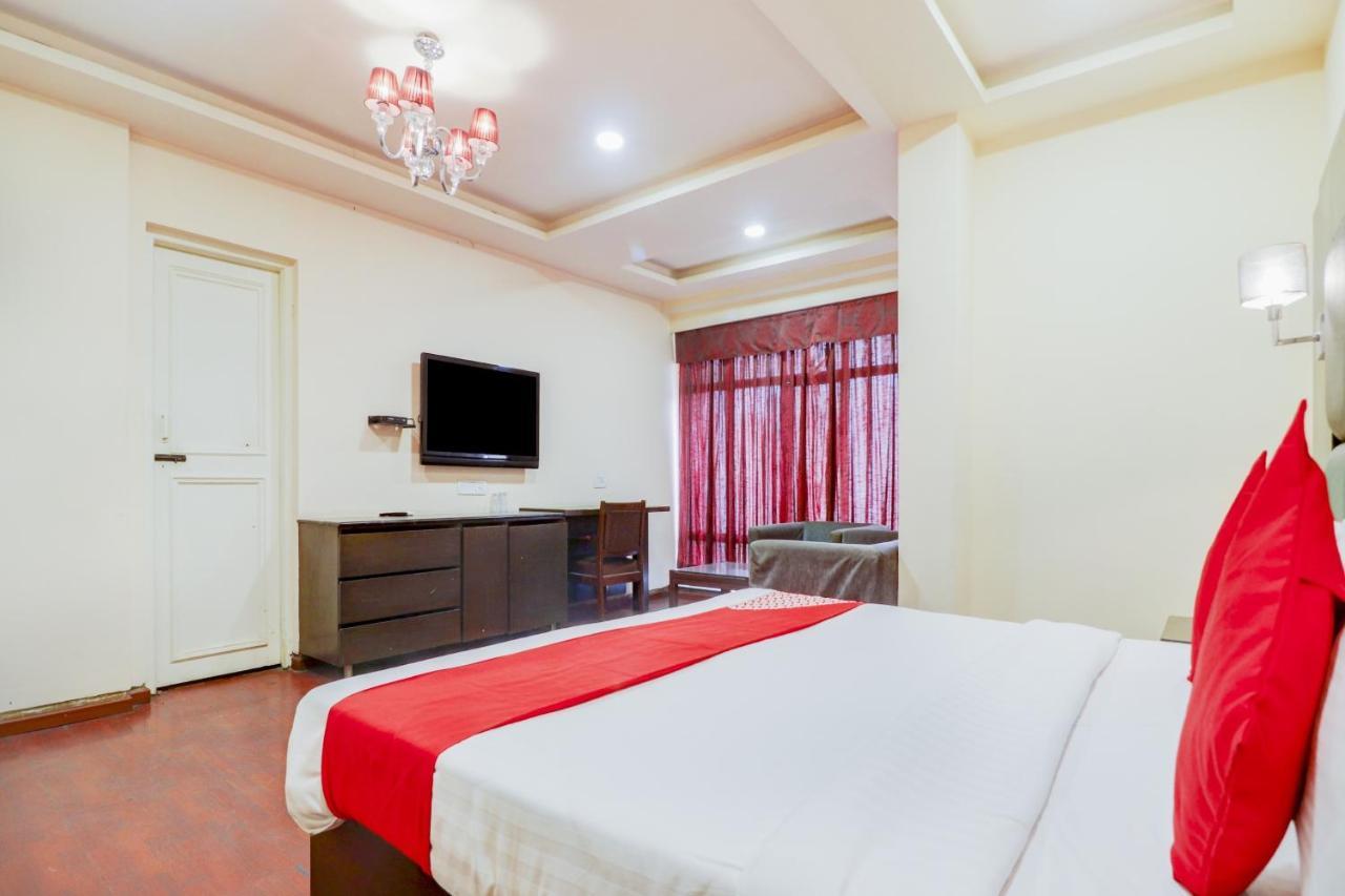 Oyo 79040 Hotel Sai Prakash Hyderabad Exterior photo