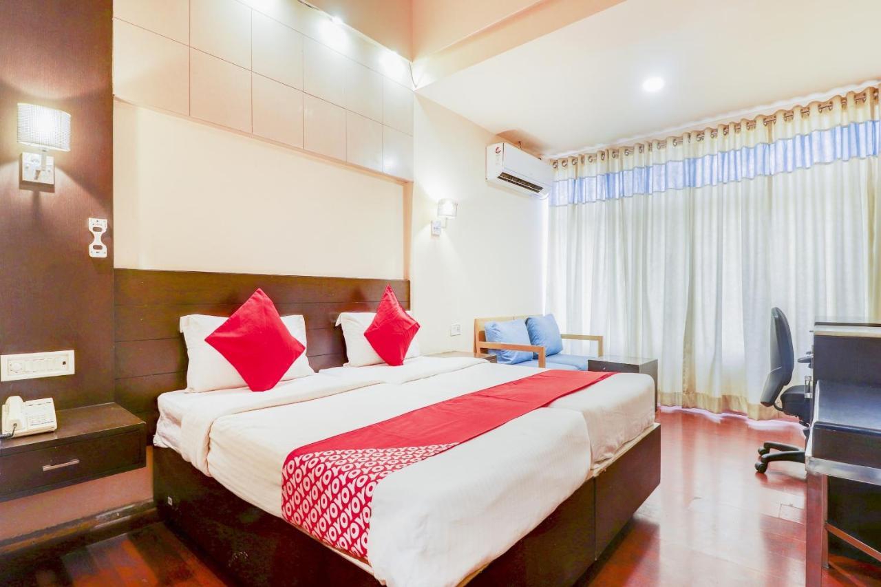 Oyo 79040 Hotel Sai Prakash Hyderabad Exterior photo