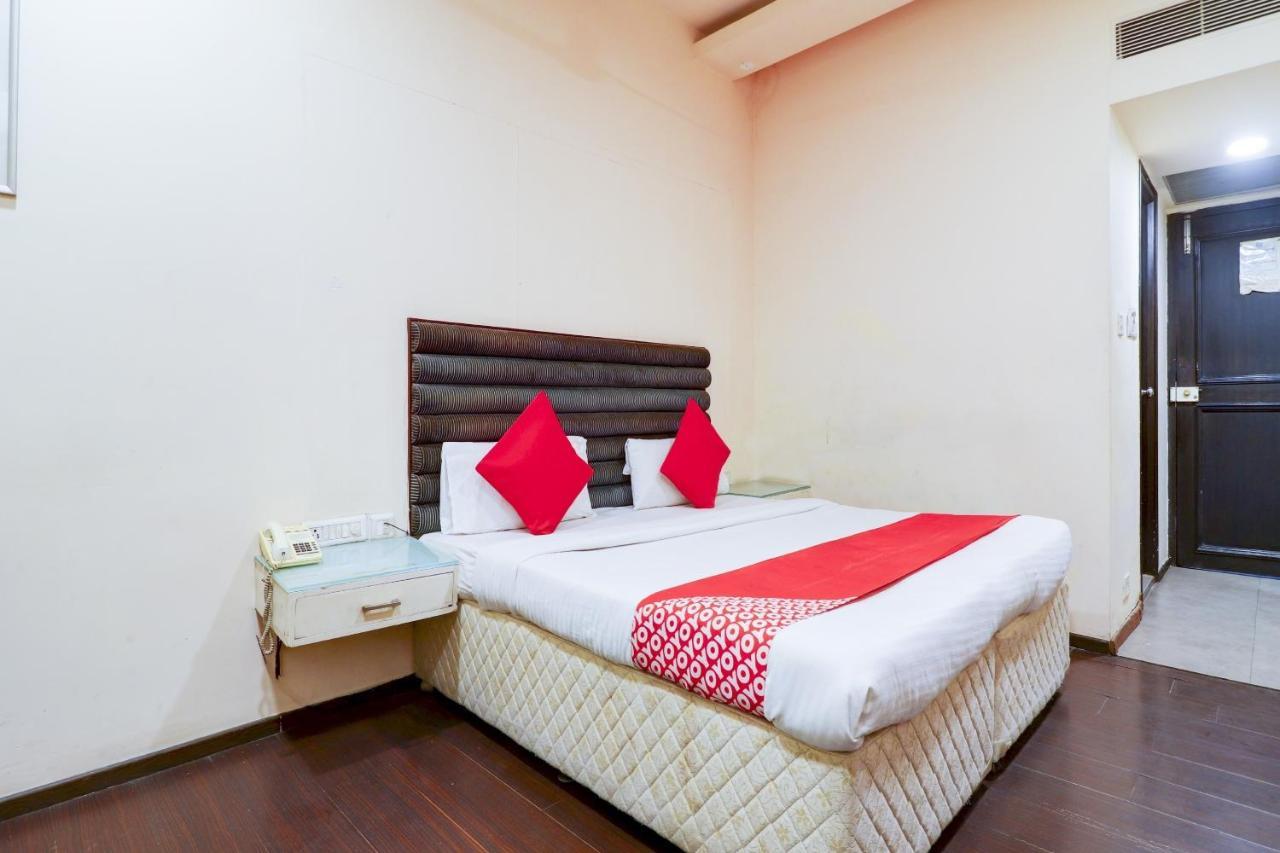 Oyo 79040 Hotel Sai Prakash Hyderabad Exterior photo