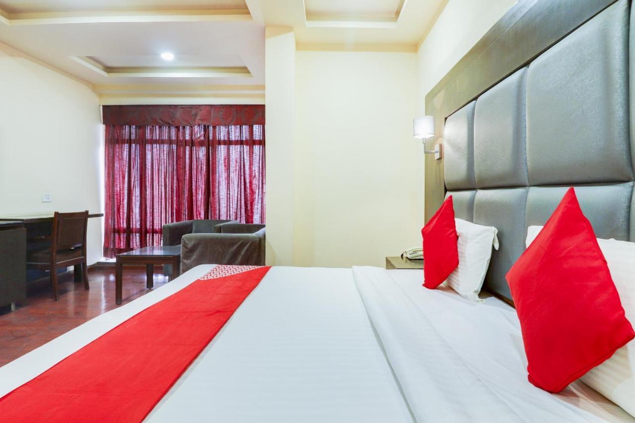 Oyo 79040 Hotel Sai Prakash Hyderabad Exterior photo