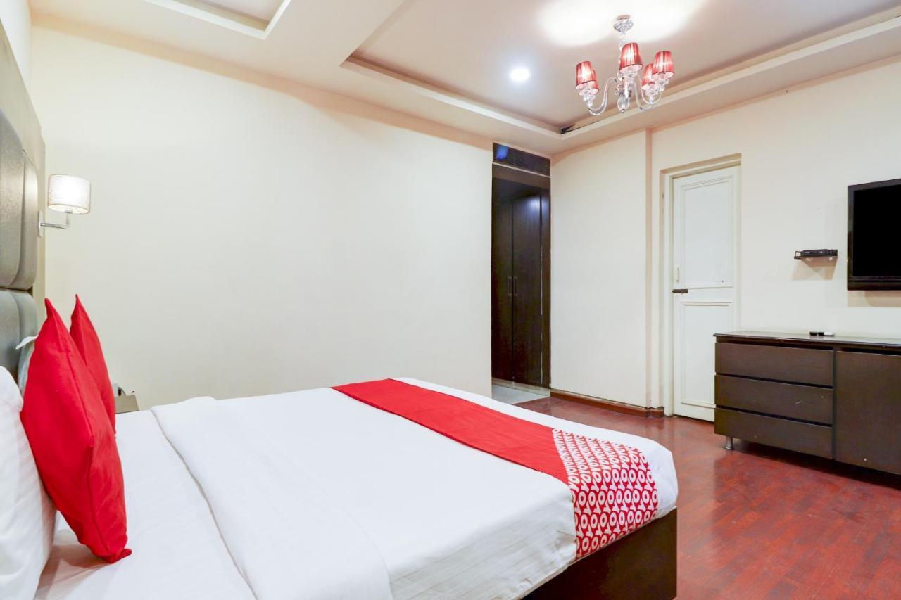 Oyo 79040 Hotel Sai Prakash Hyderabad Exterior photo